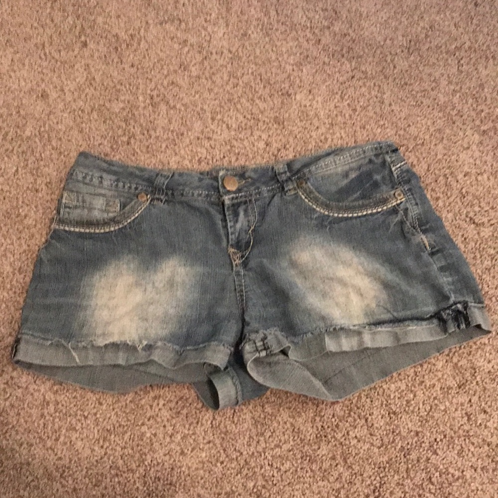 Wallflower shorts